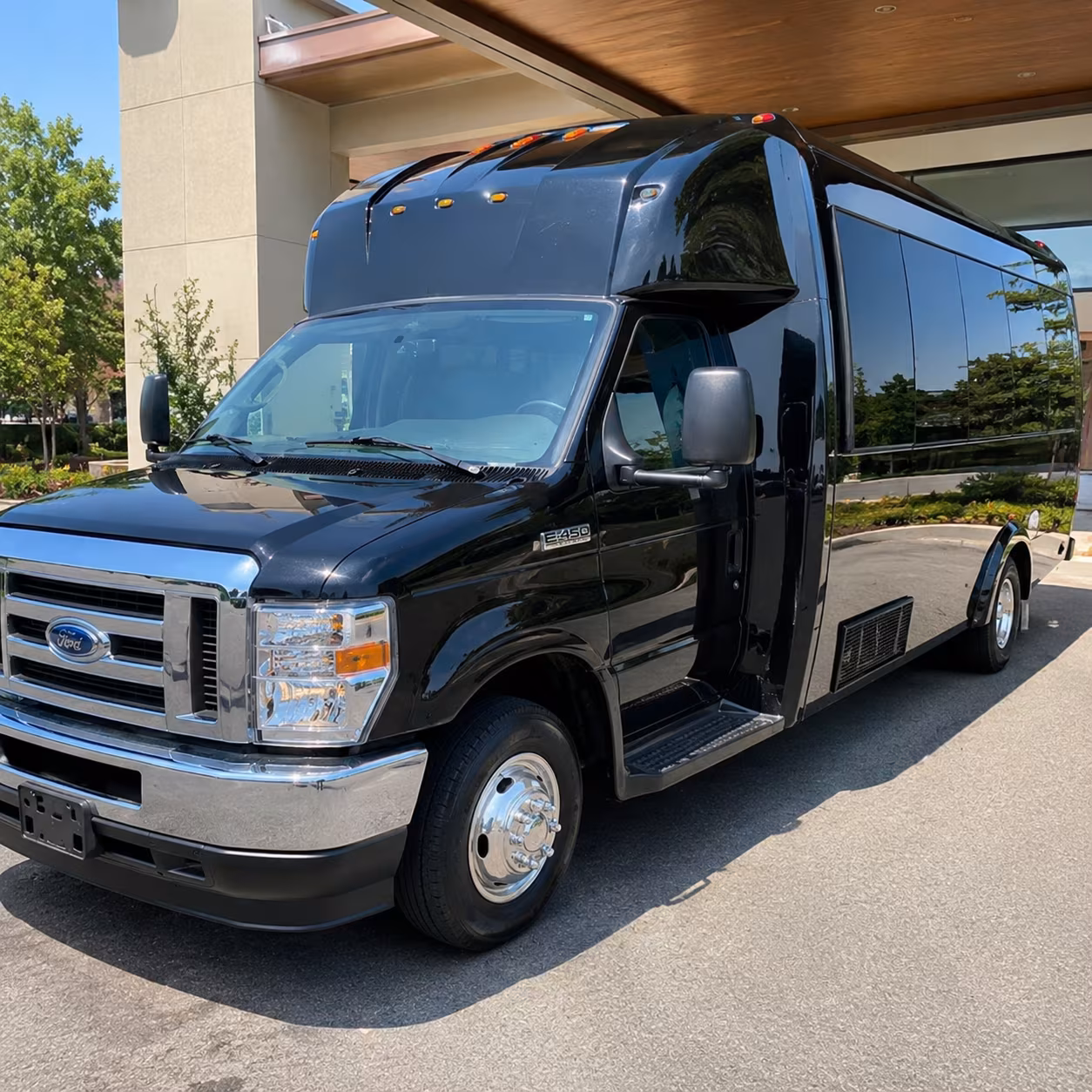 Denver Homecoming & Prom Party Bus Rentals